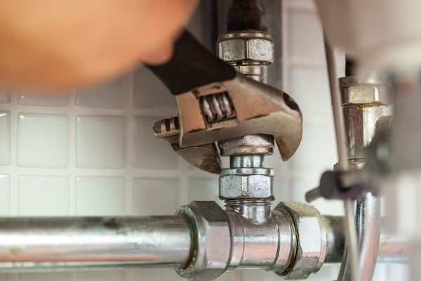 Burst Pipe Flooding Your Home?